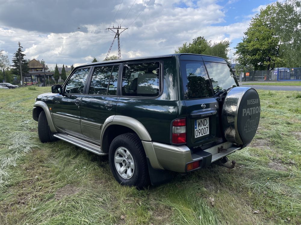 Nissan Patrol 2.8 TD 4x4 jeden właściciel 11 lat