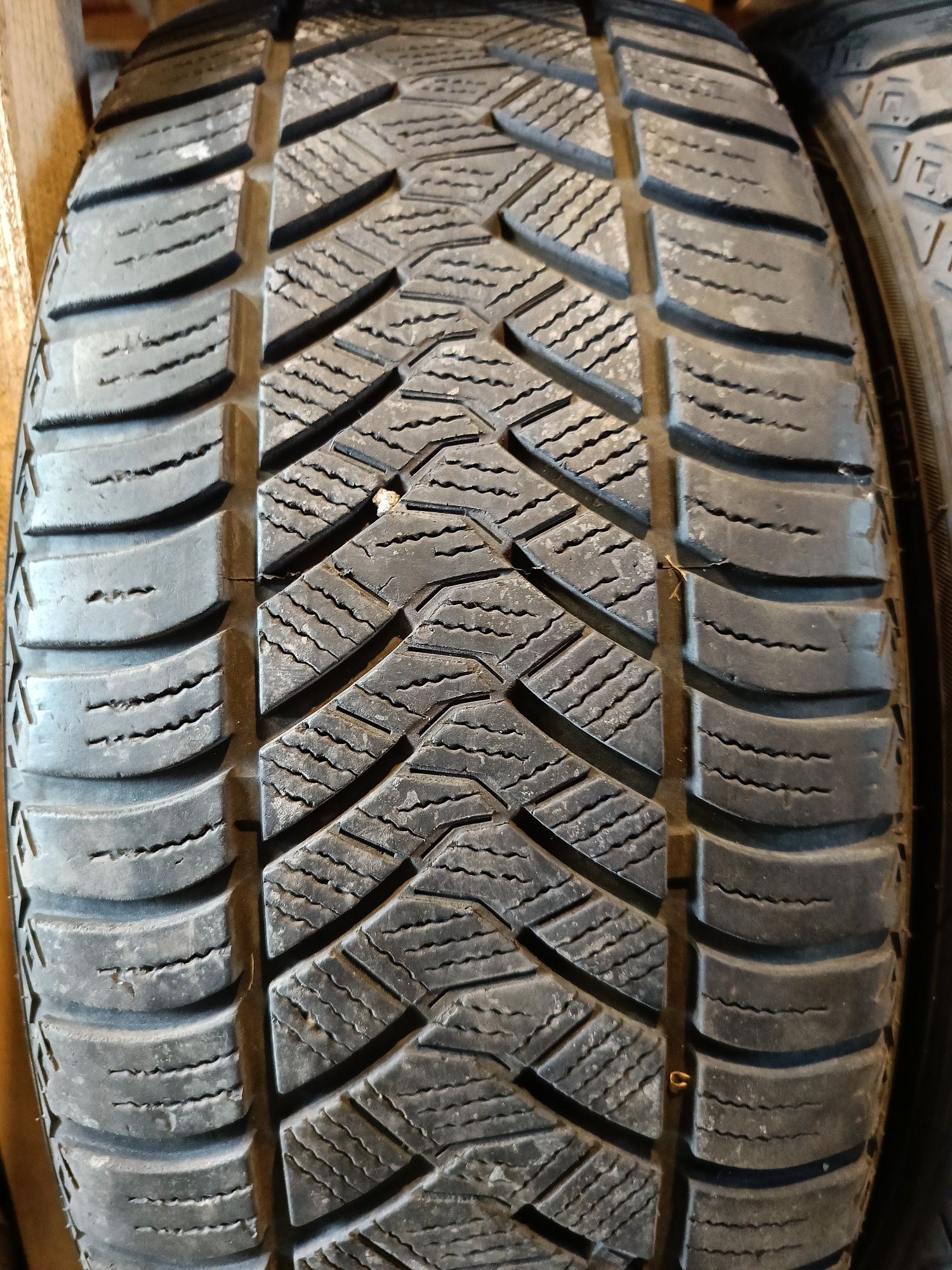 02 TSM Komplet opon zimowych 225/45/R19 96V Maxxis AllSeason