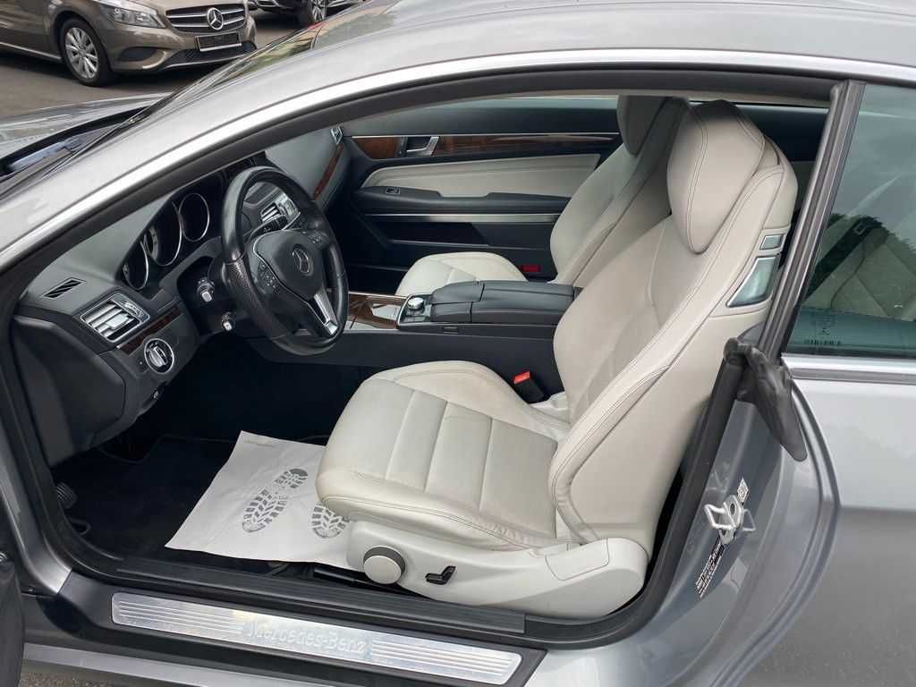 Mercedes-Benz Classe E 200 Coupé 2014 Cx. Autom. 7v.