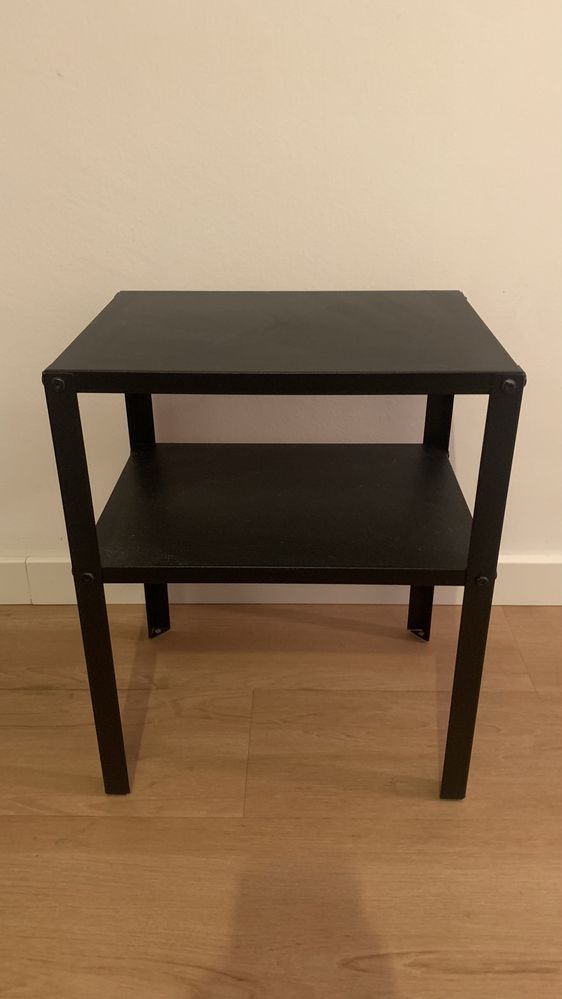 Mesa de Cabeceira Ikea