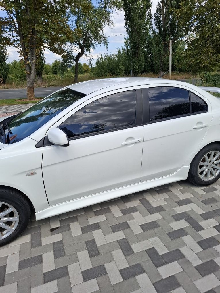 Mitsubishi Lancer X 2013