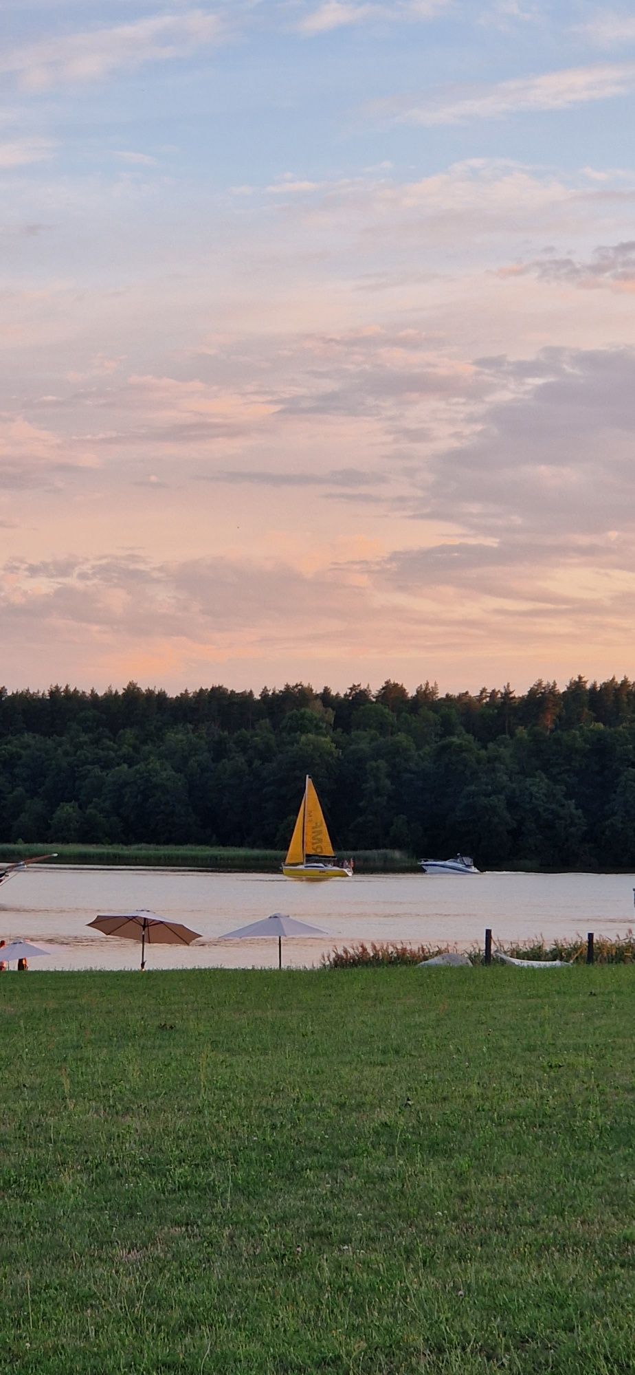 Domek Mikołajki z własną plażą, pomost, łódka Szary domek Mikołajki
