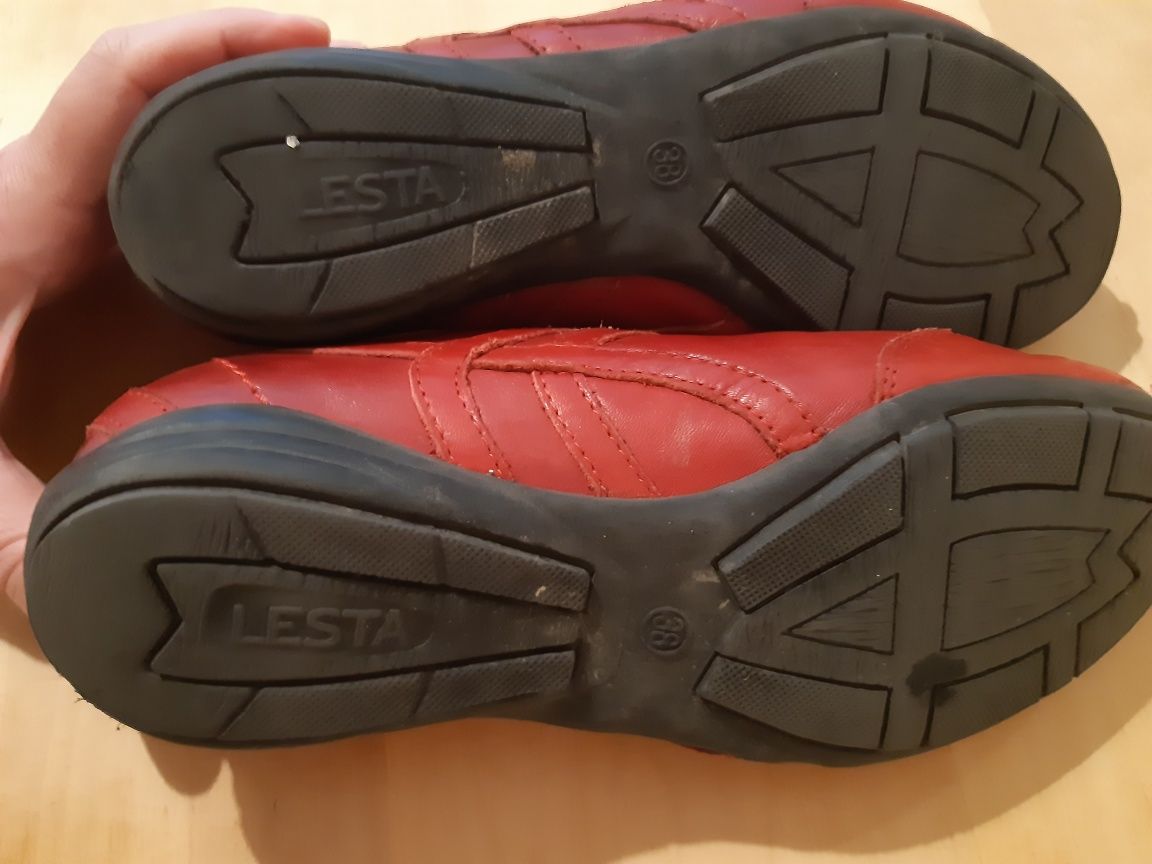 Skórzane czerwone sneakersy półbuty LESTA 38