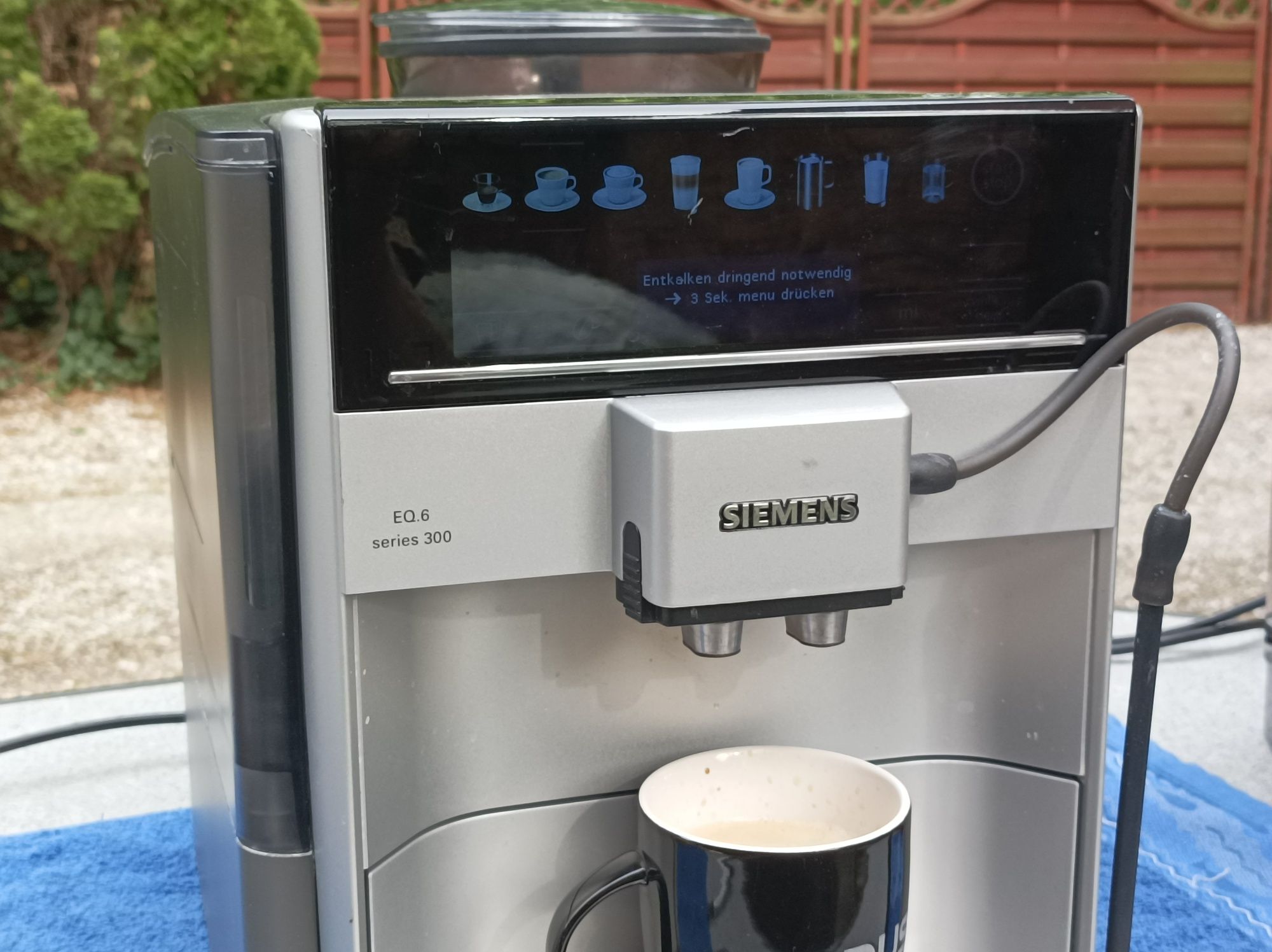 Siemens EQ.6 S300./EQ6. Dawca. poj. na wodę,tacka,grzałka.. Tanio