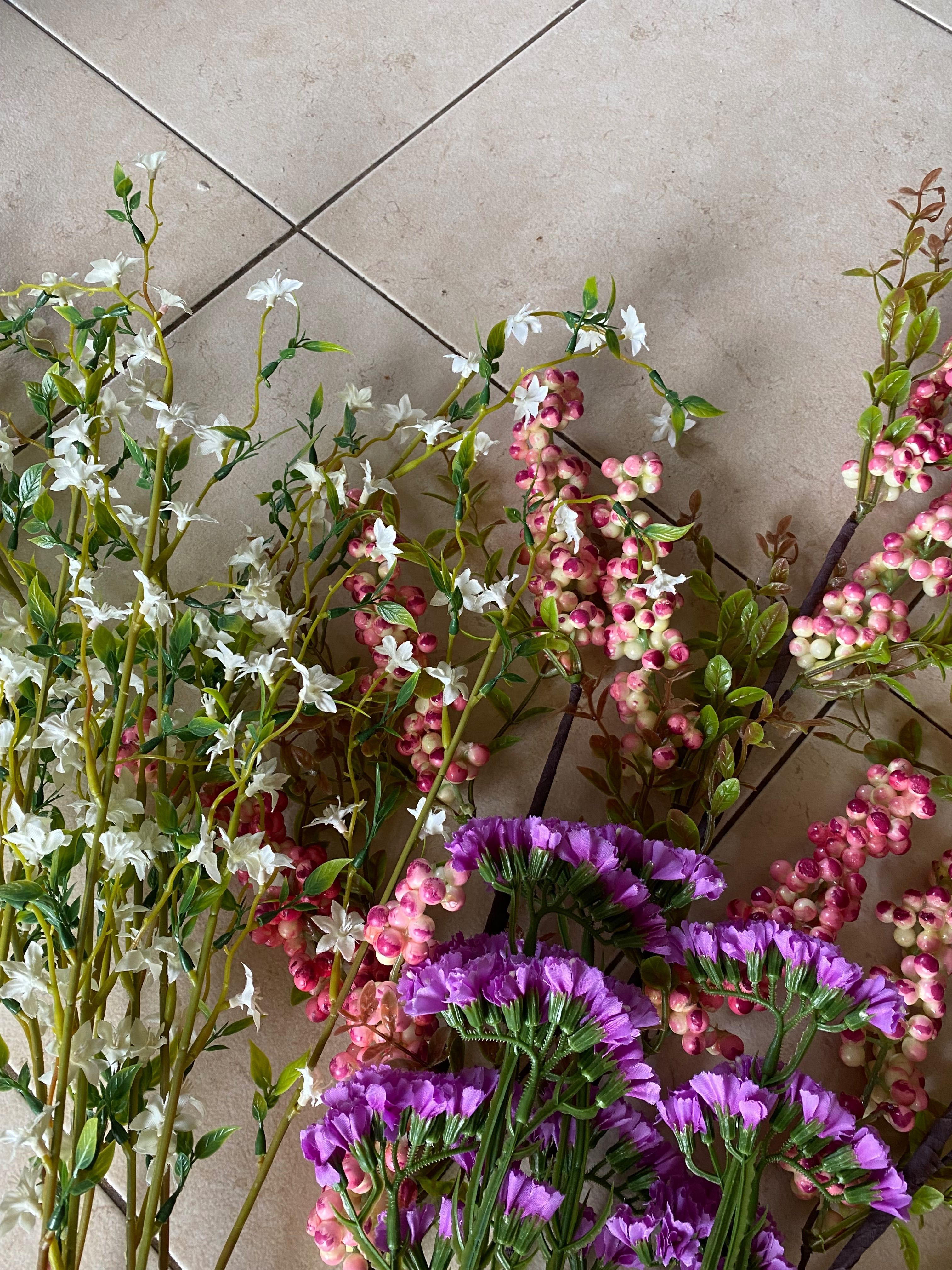 Arranjo com flores artificiais SEM ENTREGA