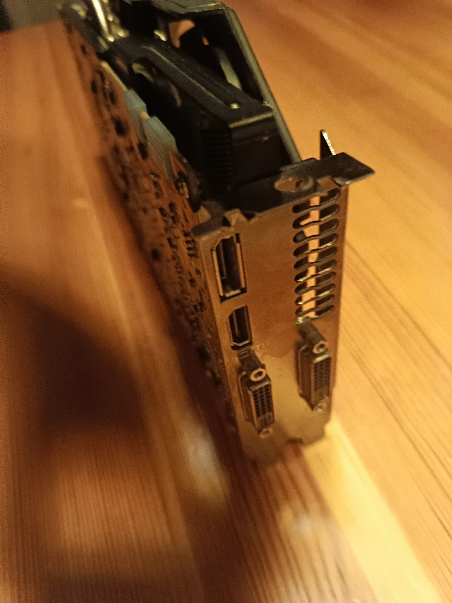 Karta graficzna msi GTX 760 tf