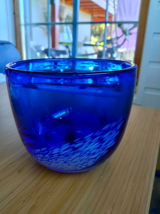 Misa kobaltowa szkło
