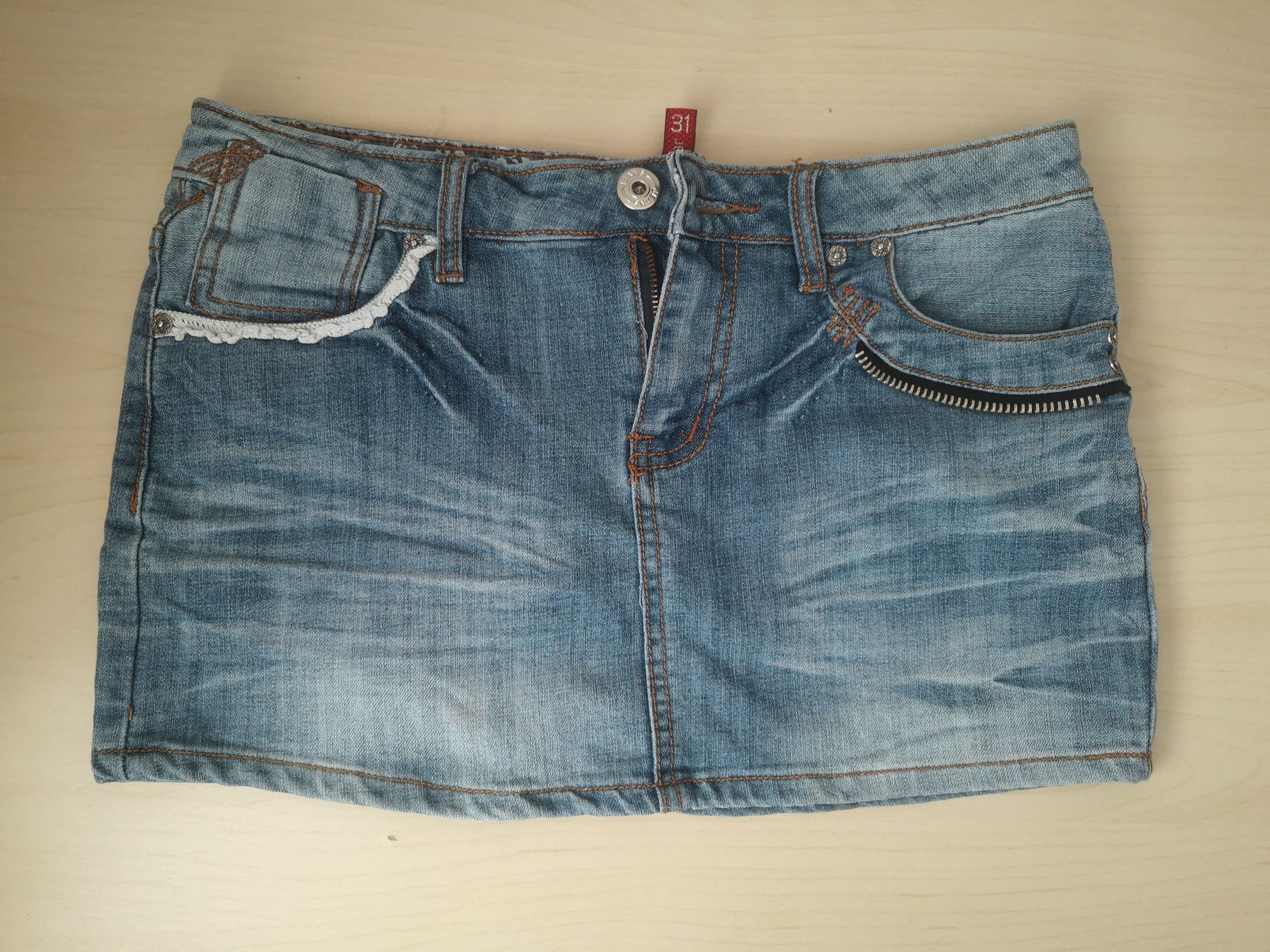Spódniczka mini jeansowa. Rozmiar S.