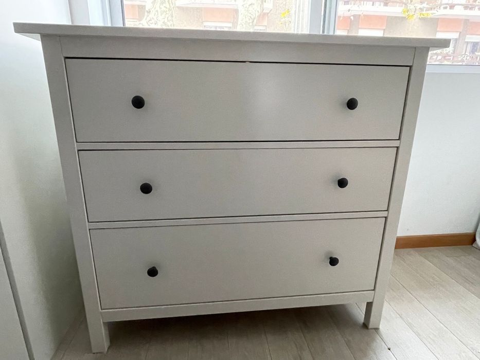 Cómoda c/3 gavetas, velatura branca, 108x96 cm