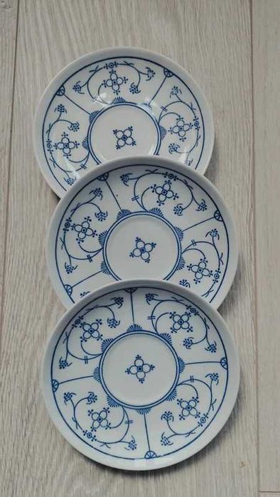 Vintage Jager Original Blau Saks GDR podstawki talerzyki wzór słomkowy