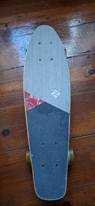 Skate Street surfing