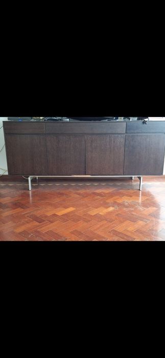 Mesa de jantar extensível + 2 aparadores wengue castanho escuro
