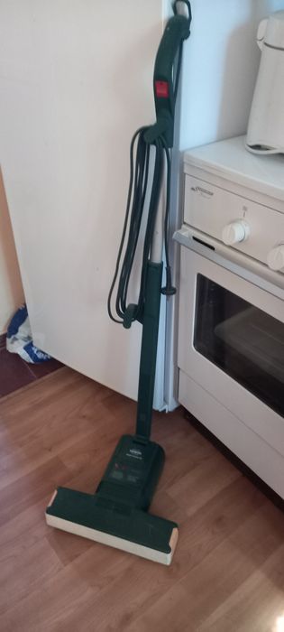 Ручний пилосос, швабра