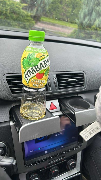 Uchwyt Cupholder do Passata B6/B7/CC na Puszke Kubek Termos