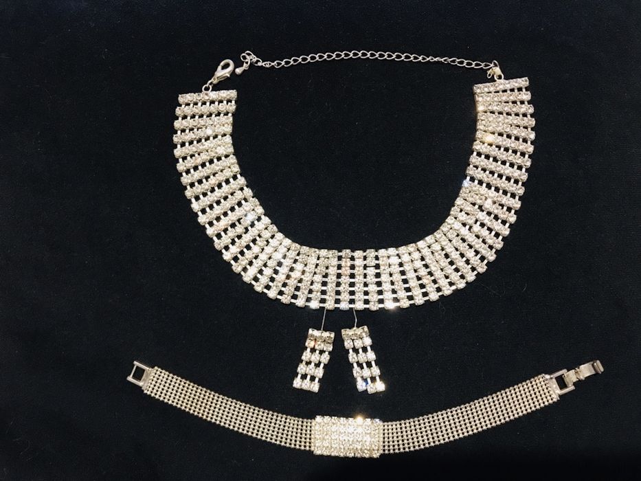 Komplet biżuterii ślubnej