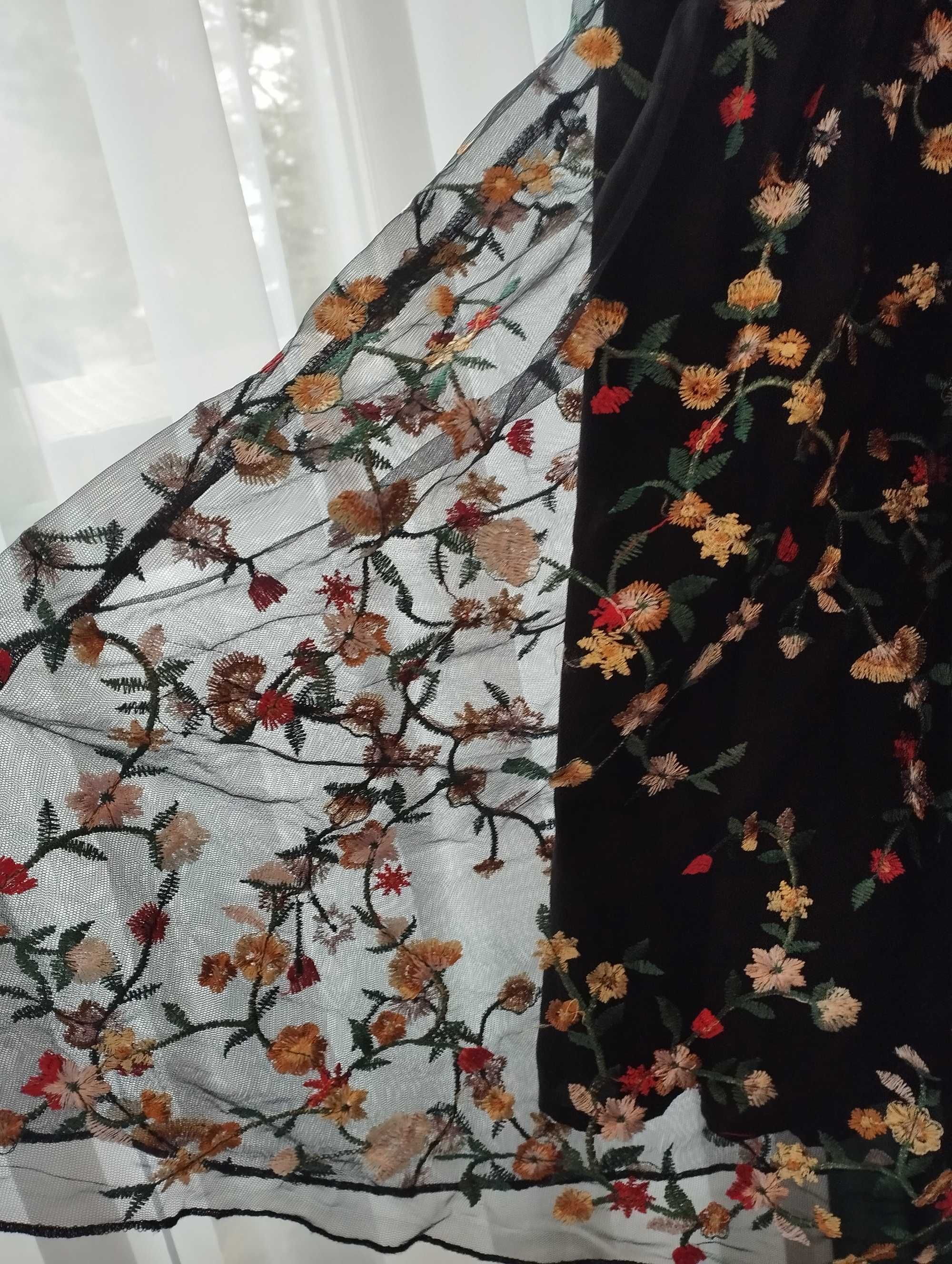 Sukienka na swieta tiul czarna r xxxl/4 xl