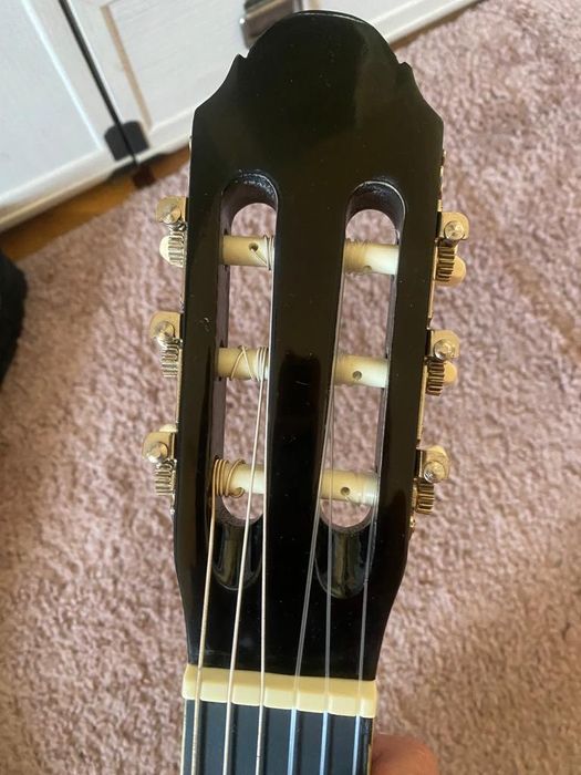 Гітара 6 струнна