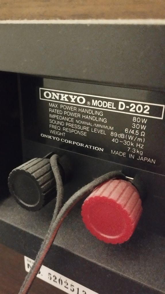 Kolumny podstawkowe monitory Onkyo D-202