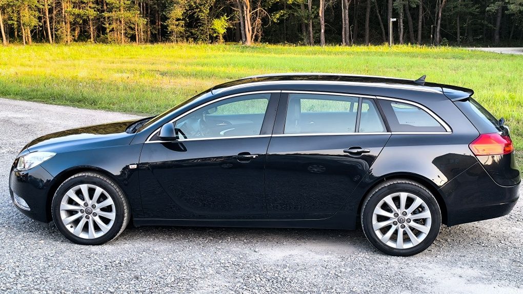///Opel Insignia 2,0 CDTI