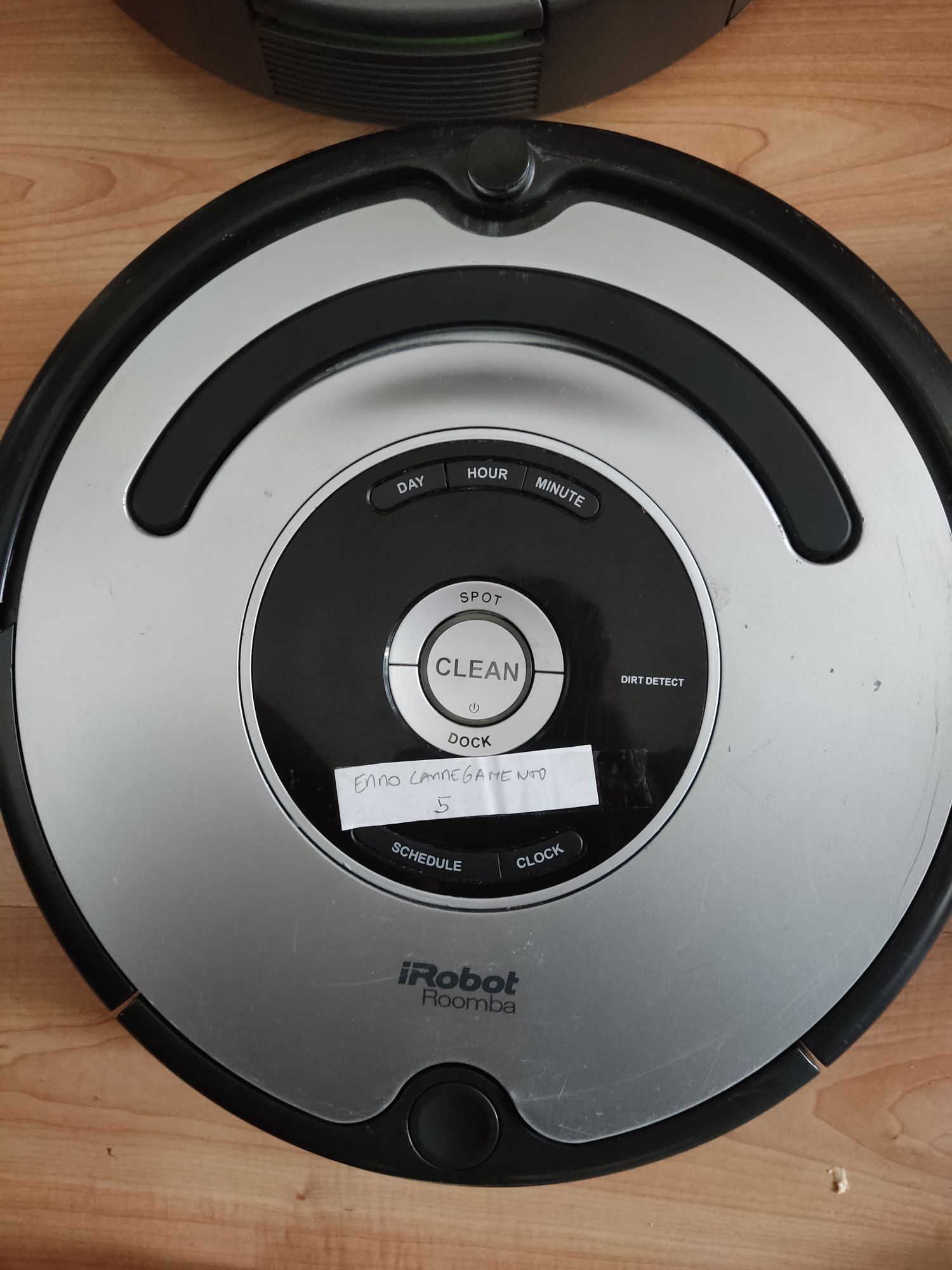 Aspiradores Roomba Irobot modelos 681, 650, 555 para venda de peças