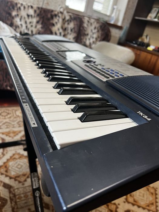 Синтезатор FARFISA TK84 Срочно!!