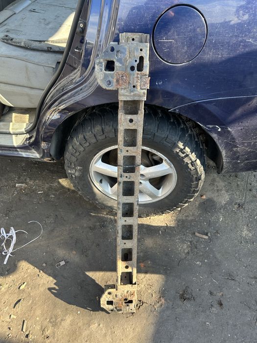 Усилитель переднего бампера хюндай santa FE 2