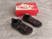 Buty Nike Running Revolution Flyease, rozm. 43, na szeroką stopę