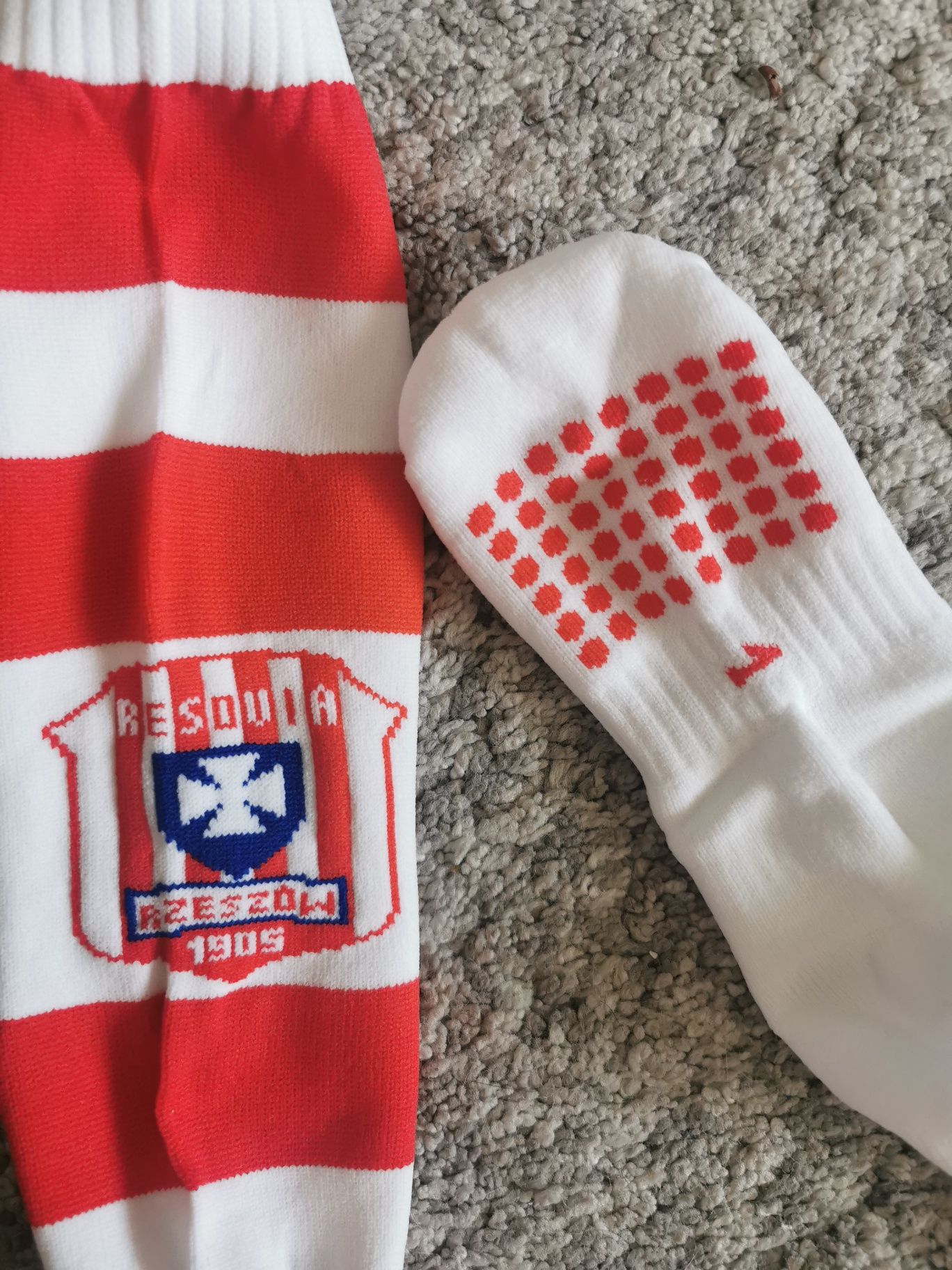 Getry, długie skarpety piłkarskie na treningi SMS Resovia - rozm. 1