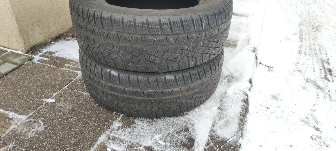 Opony zimowe z 2015r 6mm 215/65/16 Pirelli ANDB
