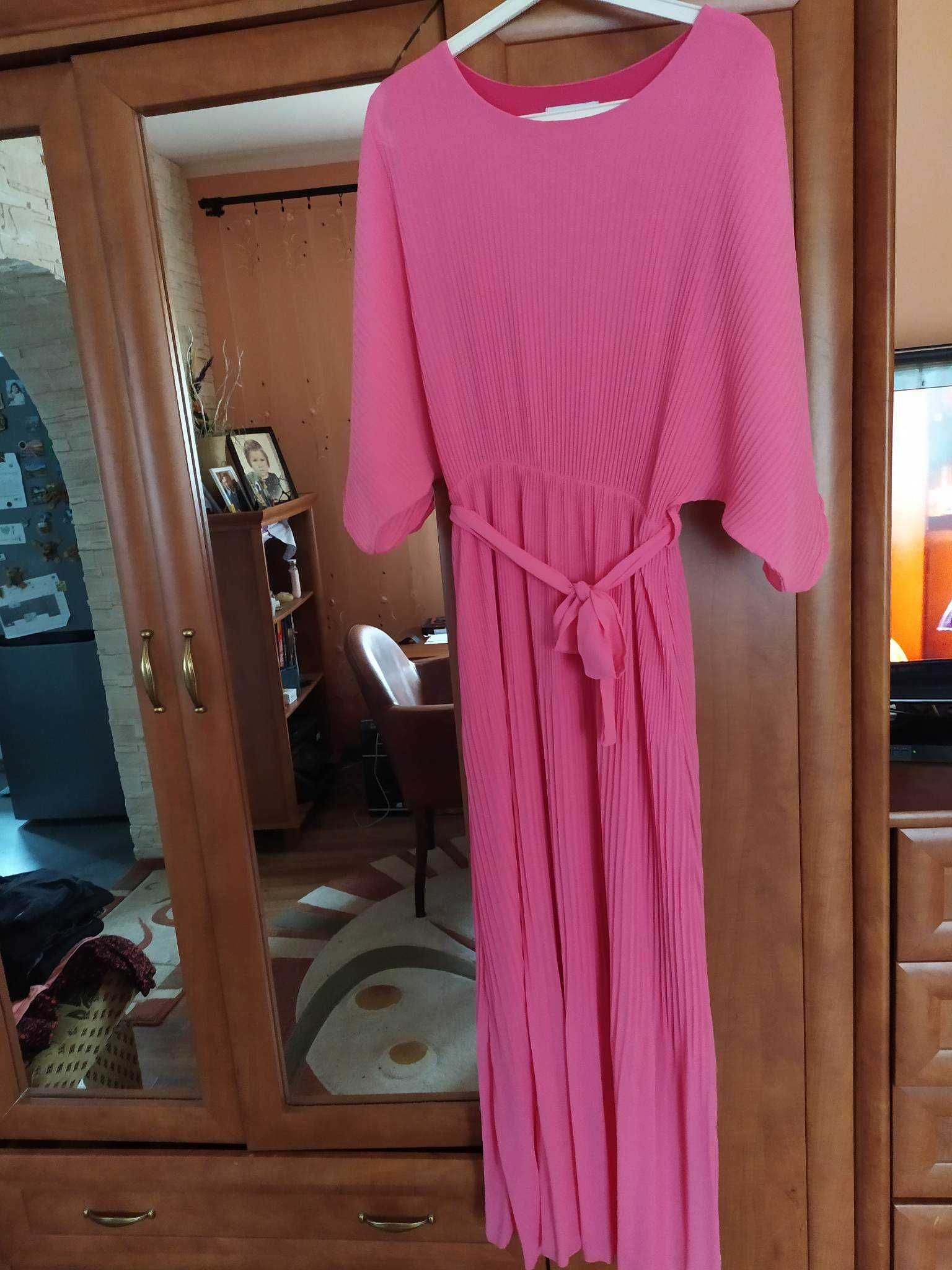 sukienka Nowa plisowana rozmiar XL