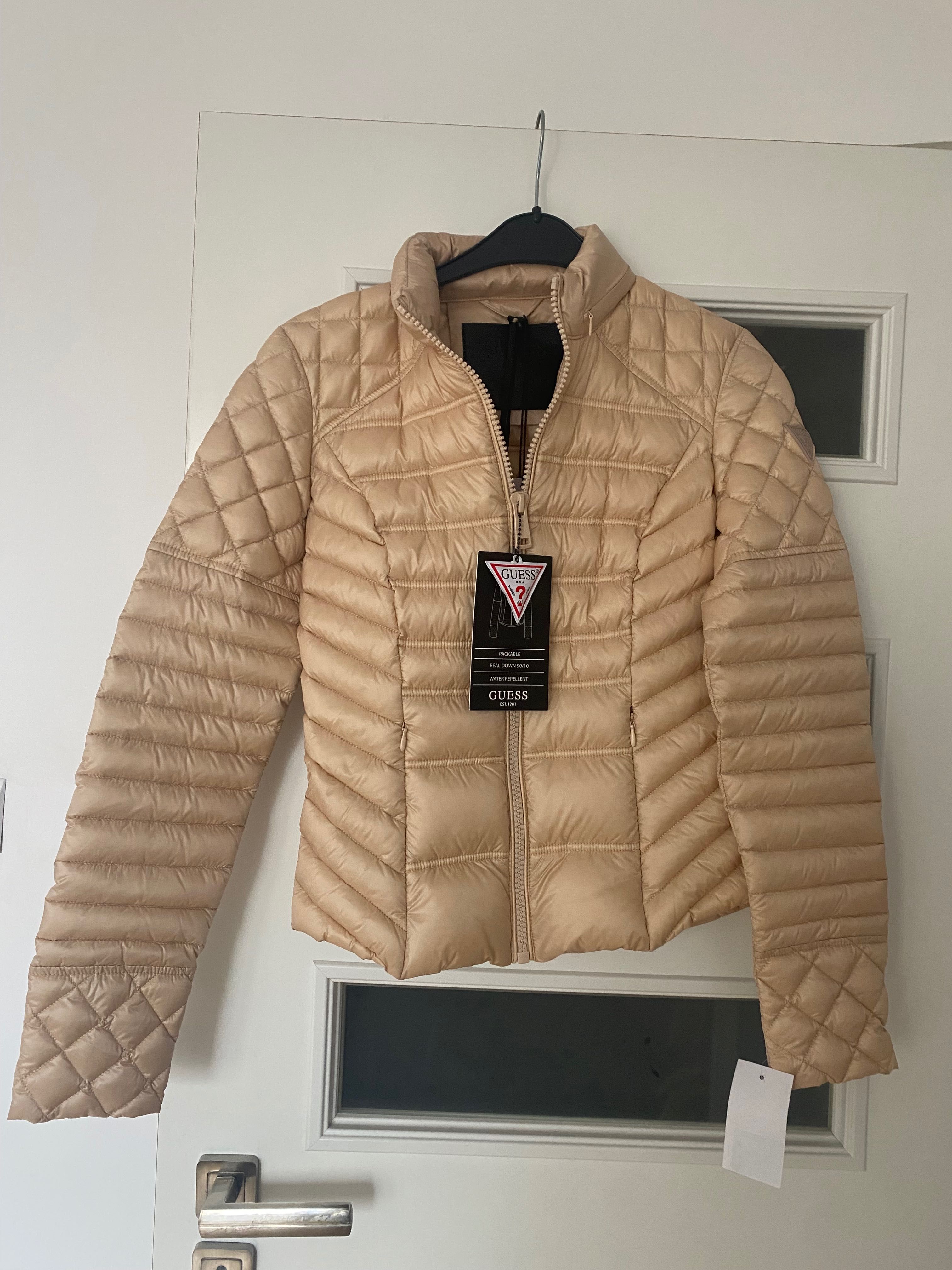 Nowa kurtka Guess
