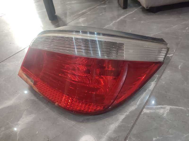 Lampa prawy tył BMW E60