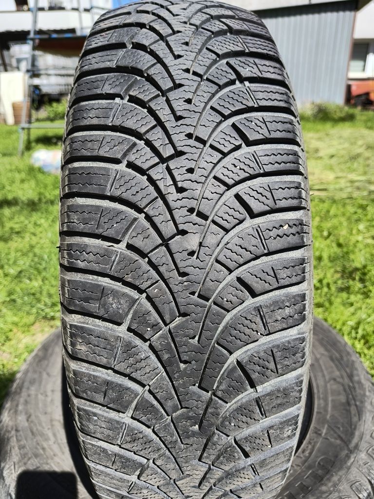 2x opony GOODYEAR 195/65/15 UltraGrip 9 opona R15 zima 195/65R15