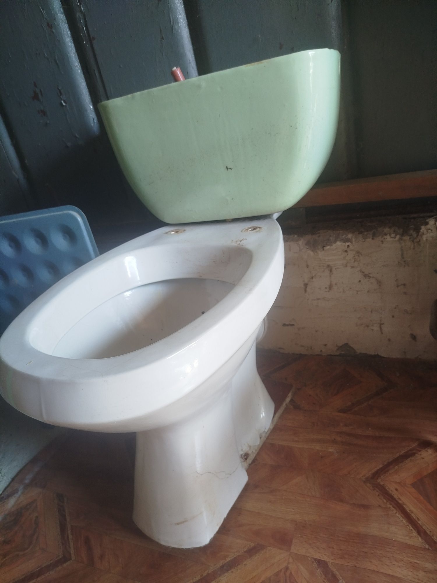 Унітаз б/у на будівництво