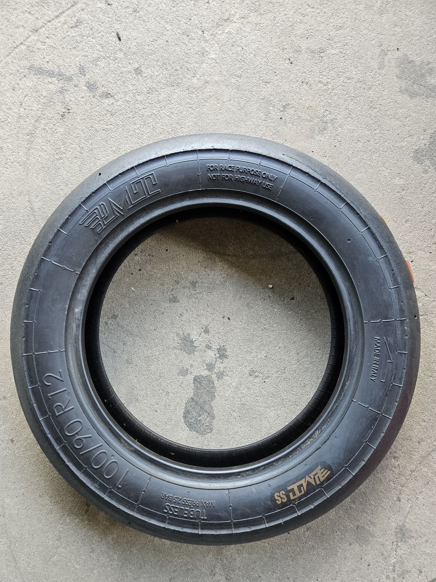AMT 100/90R12 120/80R12 MRF SLICK