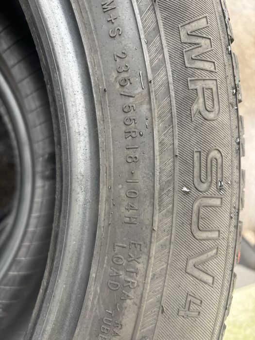 Nokian WR Suv 4 235/55/R18