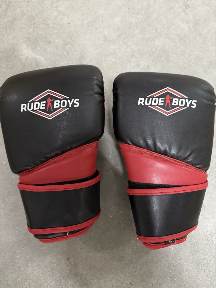 Luvas para saco de boxe