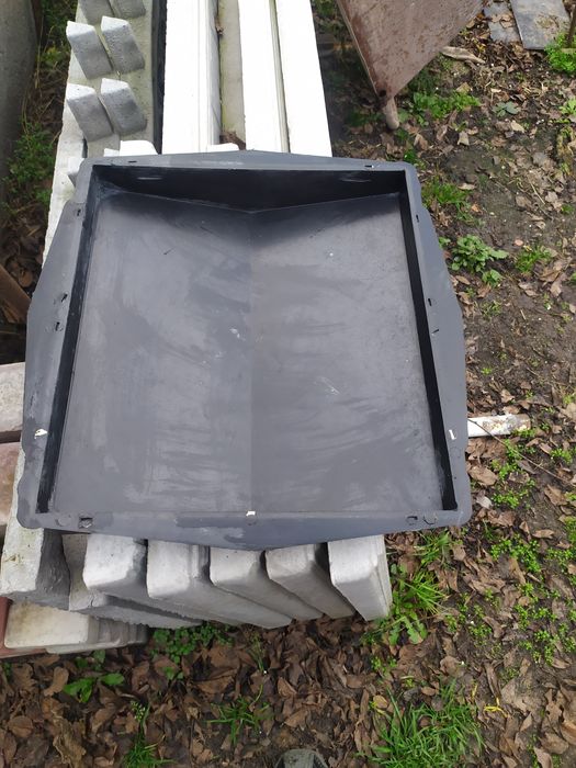 Форма крышки на забор двухскатная 35х39