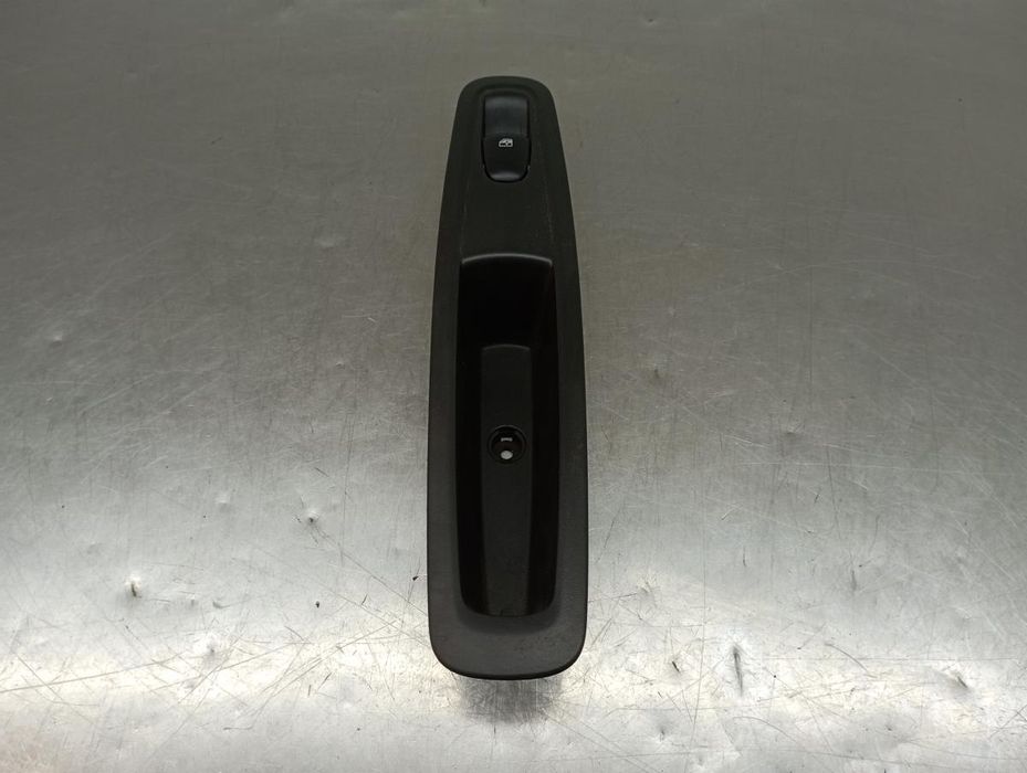 Comando / botão / interruptor vidros trás esquerdo RENAULT Kadjar (HA_