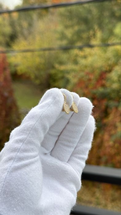 Złote kolczyki z tarczą lśniących cyrkonii próba 585