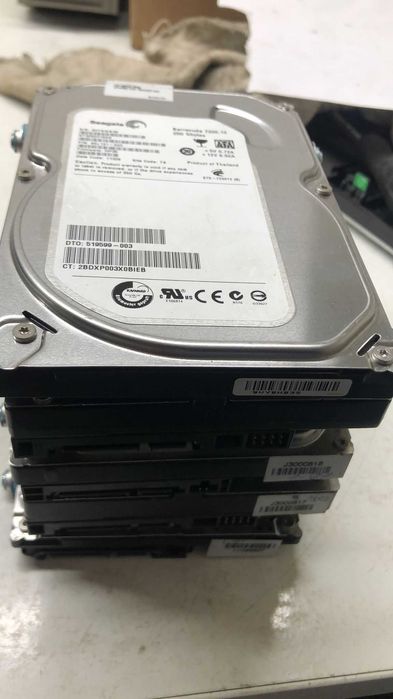 Lote de 5 un de discos de 250Gb