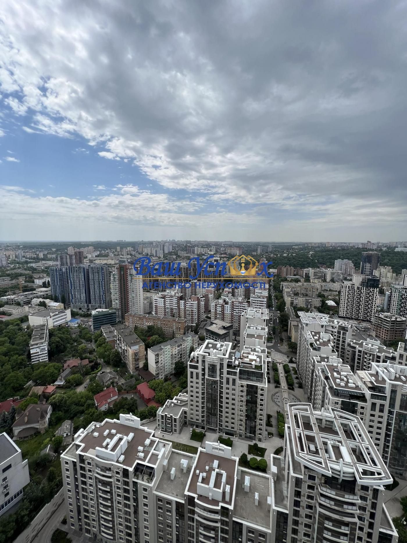 Продажа  пентхауса с террасами  в центре Киева. Taryan Towers