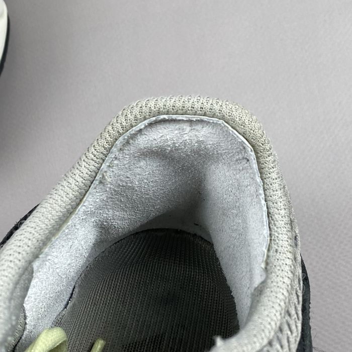 р.42 Оригінал! Кросівки Adidas Yeezy Boost 700 Wave Runner B75571