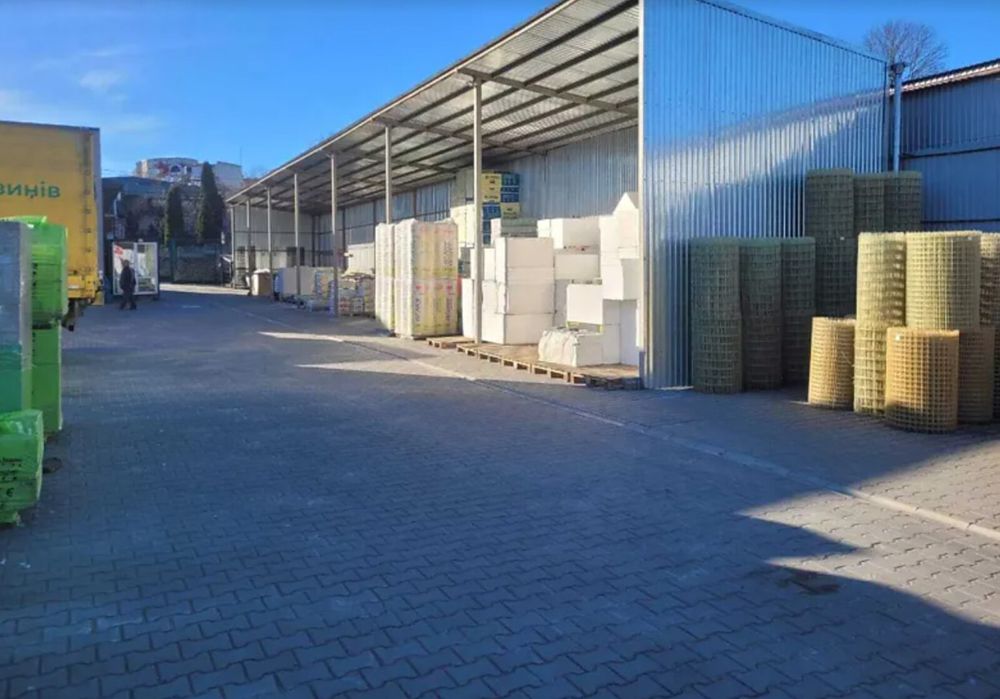 Продаж комерційного приміщення на вул. Шептицького, площа 130 кв.м