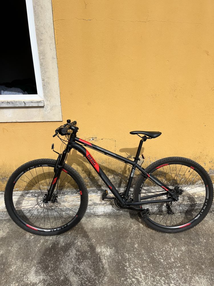 Bicicleta Berg roda 29