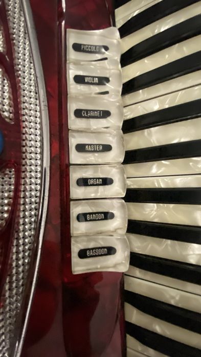 Акордеон сільвіо сопрані. Італія.