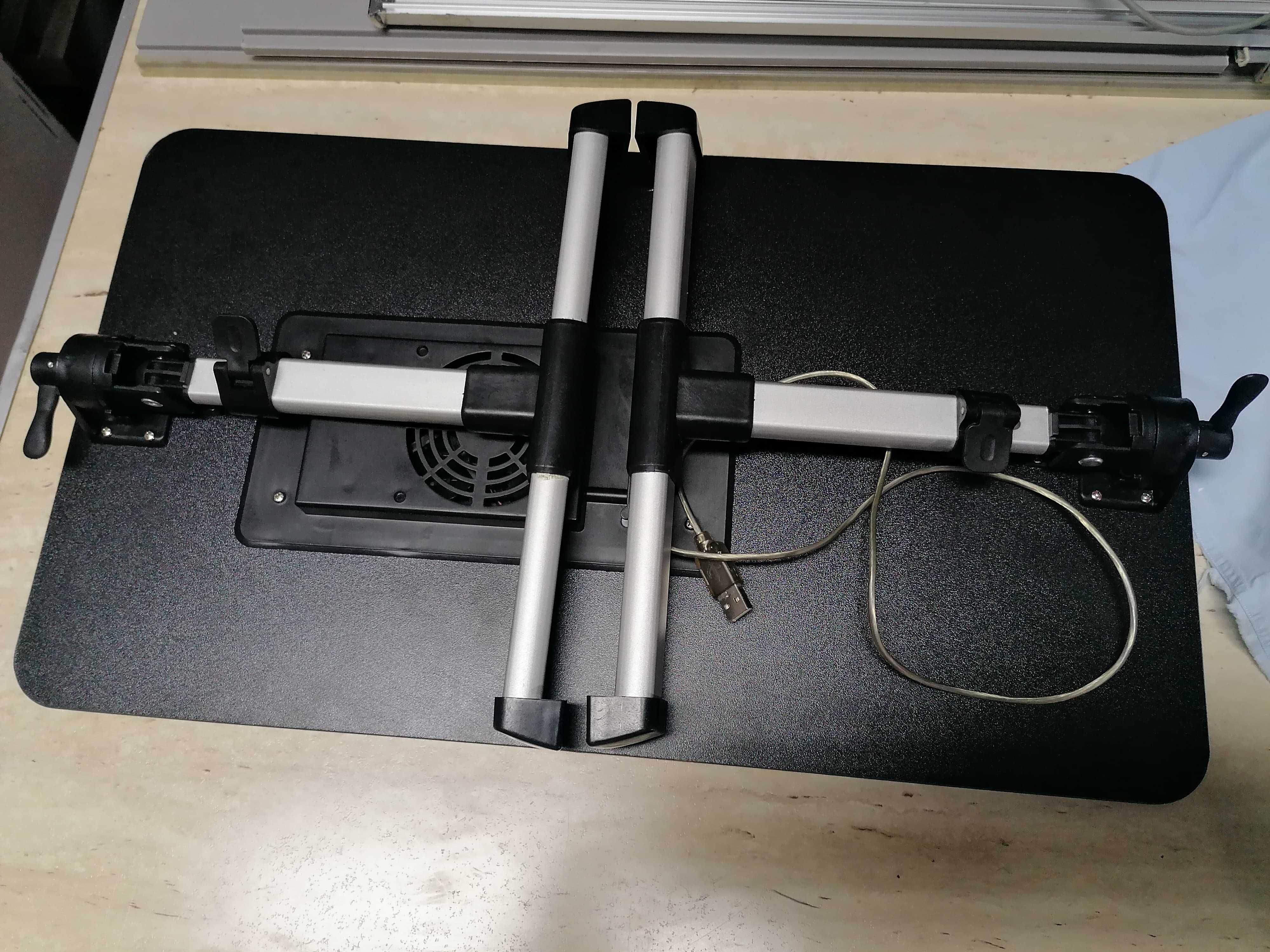 Mesa/ suporte para computador