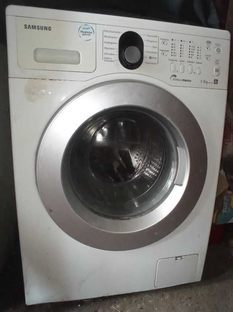 Пральна машина Samsung WF8704