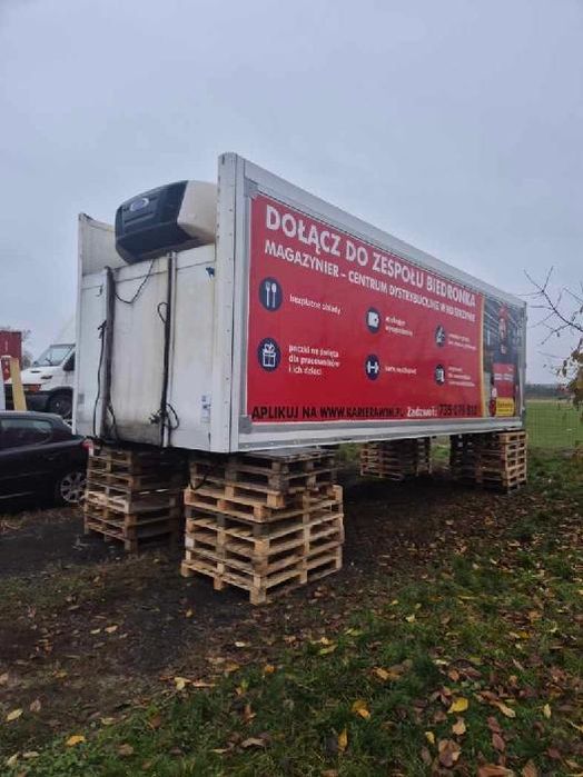 Zabudowa chłodnia  kontener
