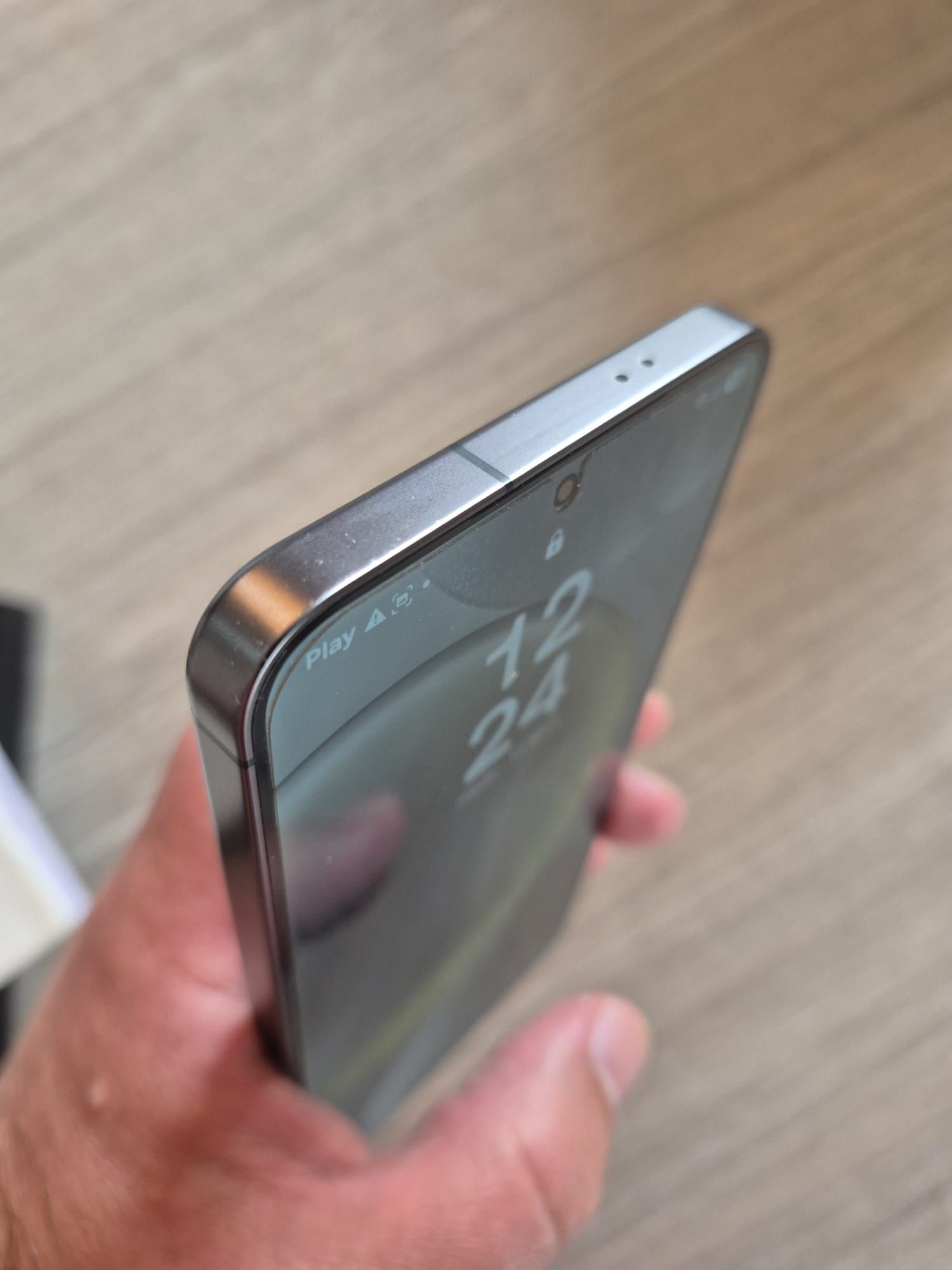 Samsung Galaxy s24 plus